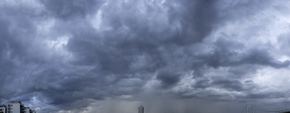 Preview schwere Regenwolken.jpg